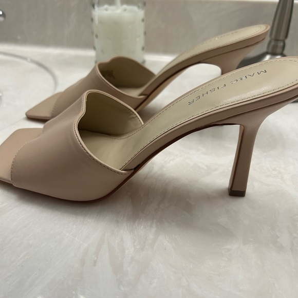 Marc Fisher Strapless Heels - Picture 3 of 4